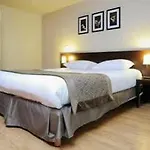 Aparthotel Residhome Caserne De Bonne 4*