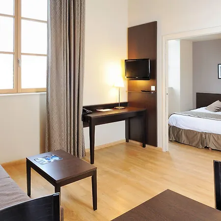 Residhome Caserne De Bonne גרנובל