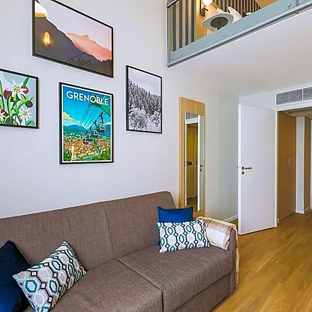 Residhome Caserne De Bonne Lägenhetshotell