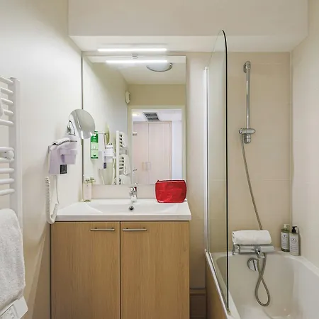 Residhome Caserne De Bonne גרנובל