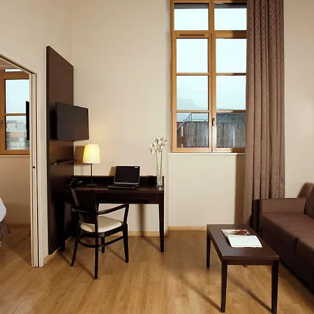 Residhome Caserne De Bonne מלון דירות 4*